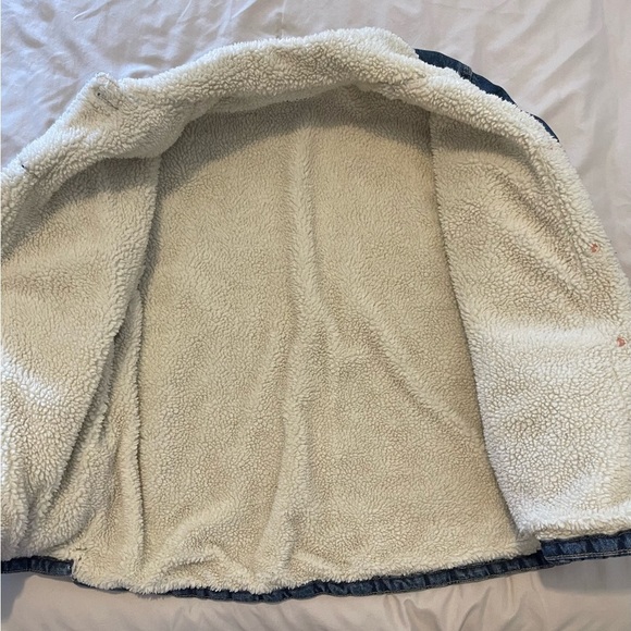 Old Navy Sherpa Lined Jean Jacket - Picture 5 of 5